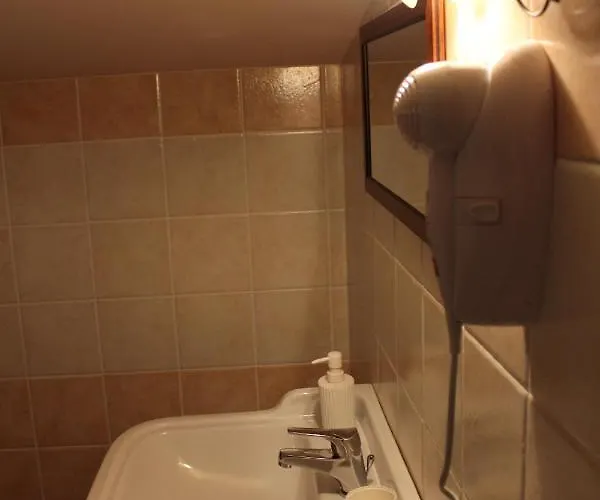 住宿加早餐酒店 La Collina