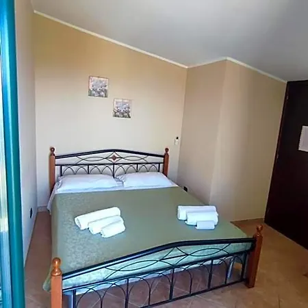 La Collina Bed & Breakfast 3*