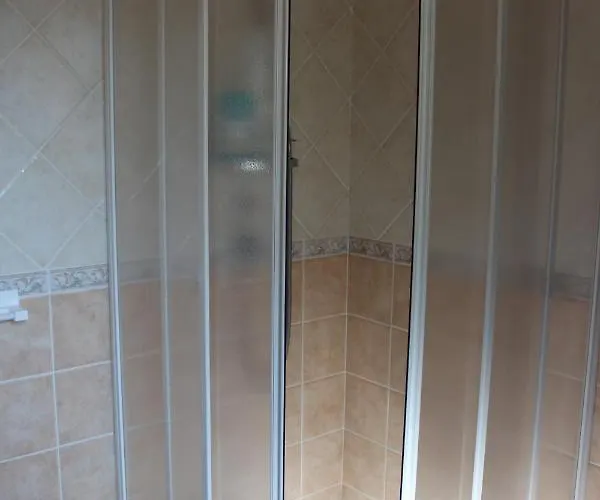 Alojamento de Acomodação e Pequeno-almoço La Collina 3*